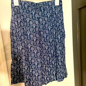 *Brand New* Adorable navy and white skirt!